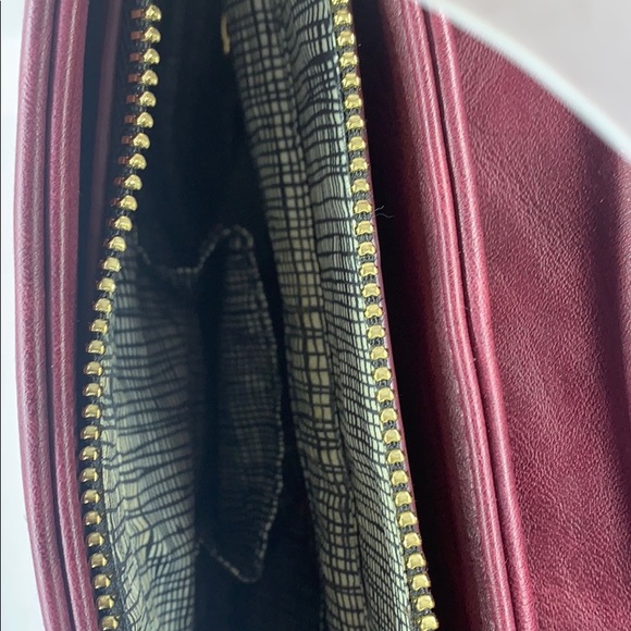 Maroon cross body bag - Picture 5 of 5